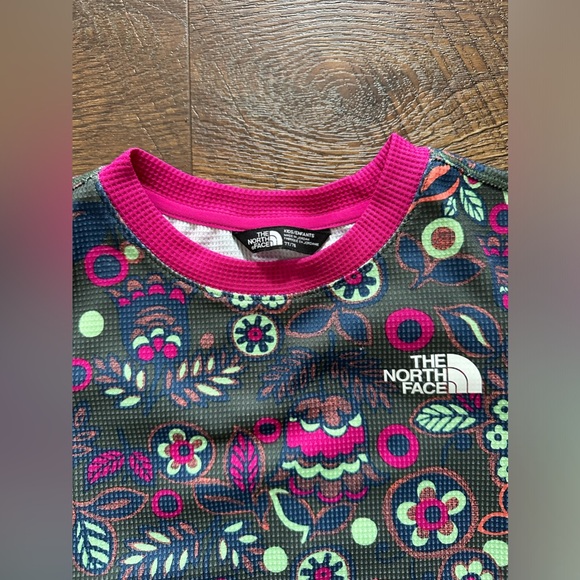 North Face girls base layer - Picture 2 of 4